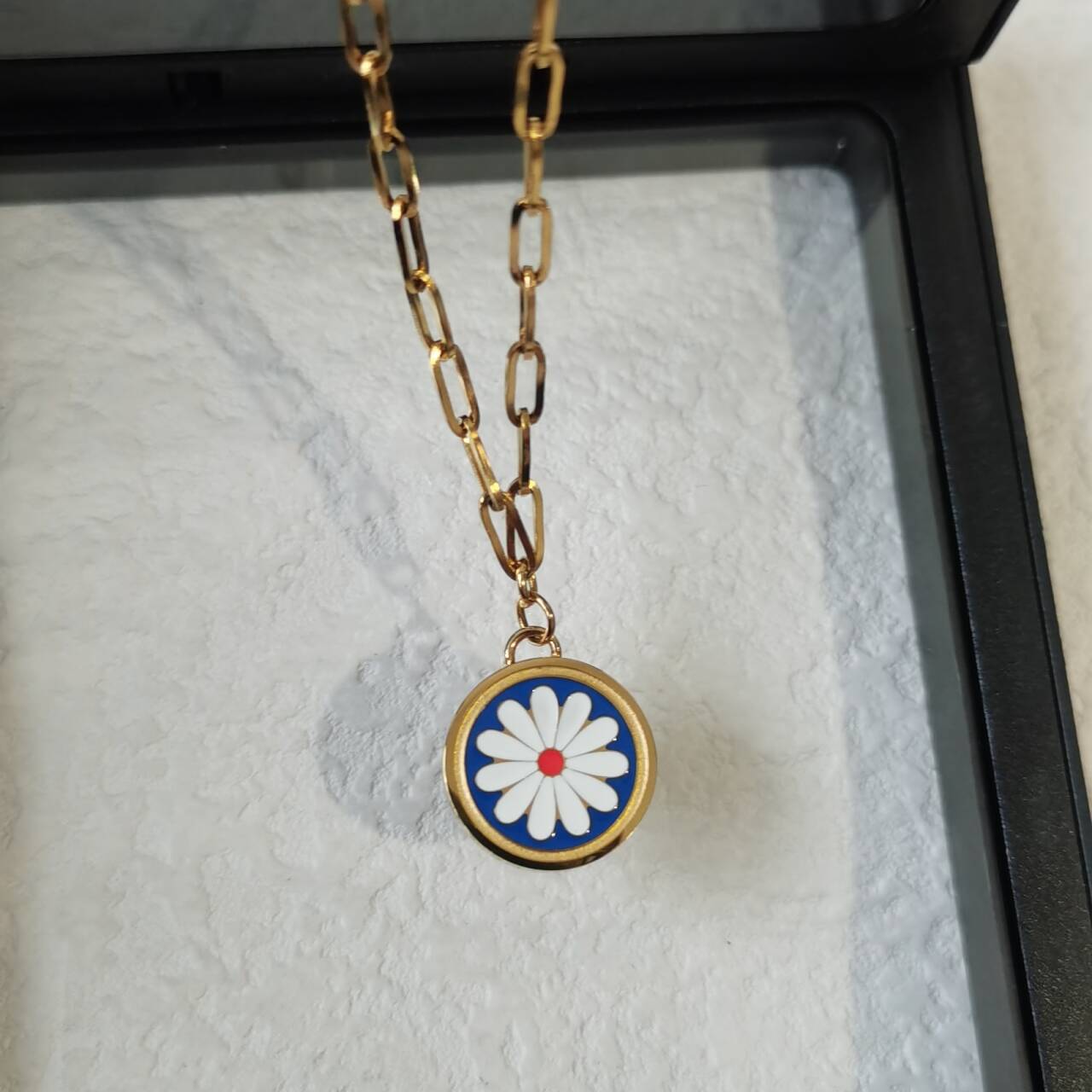 Custom Pet Face Daisy Necklace™